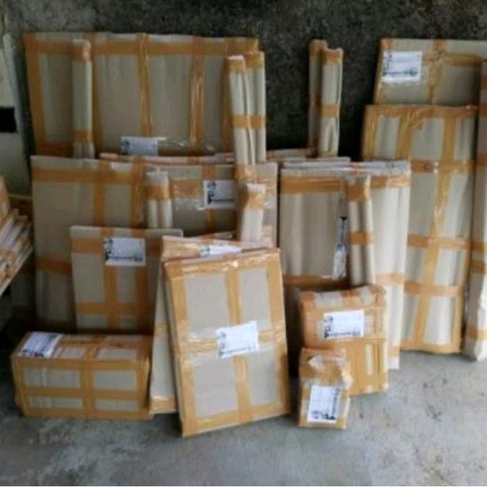 

Papan Tulis Kapur 60x40cm kaki stand 80 tripod kayu Anugerah Wooden craft Bogor chalkboard