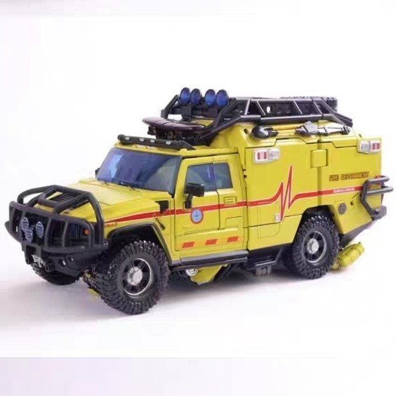 SALE T-11 RATCHET RESCUE PIONEER OVERSIZED AKA MPM-11 RATCHET MASTERPIECE READYY