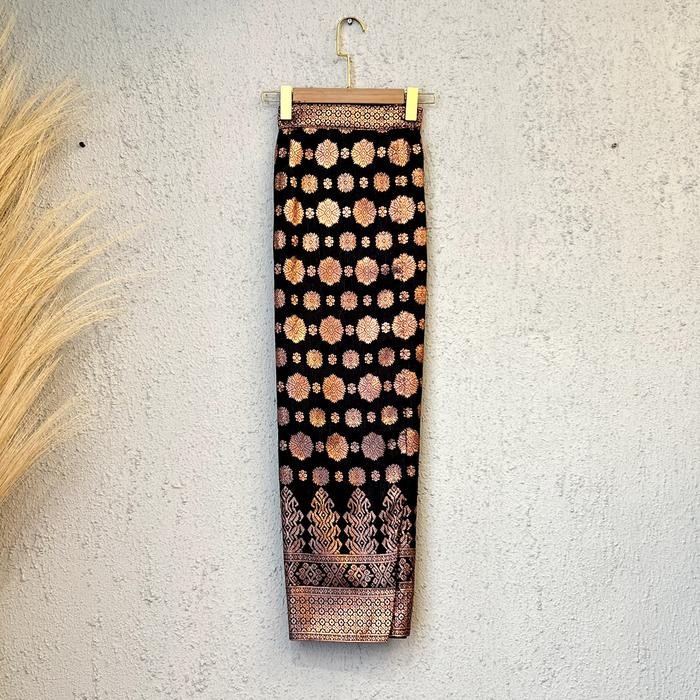 Trenatik- Lausboutique-Lausboutique-Rok Songket-Seri Tampuk