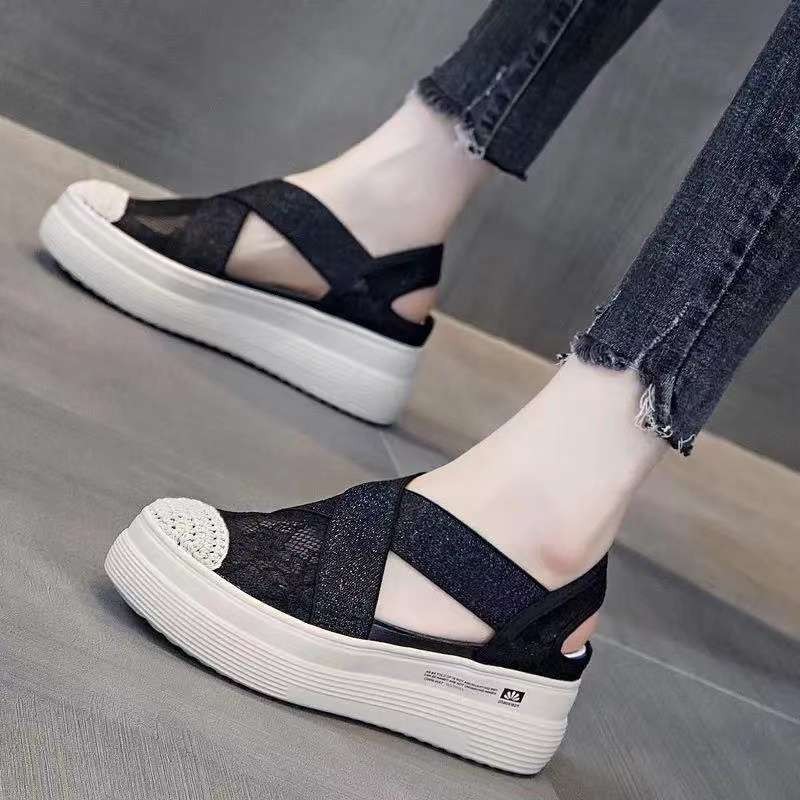 Sepatu Sandal Wanita Import Sandal Fashion Cewek Variasi Strap Silang Dengan Sentuhan Rajut Trendy