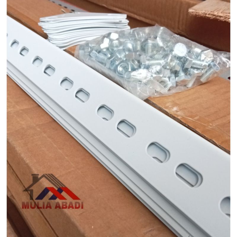 Besi Siku Lubang 4cmx4cm Panjang 3 meter lebar 1.8mm warna PUTIH