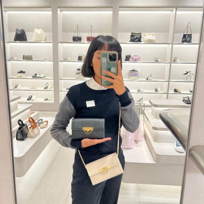 Tas Wanita Selempang Mini Bag Charles&Keith Original 5