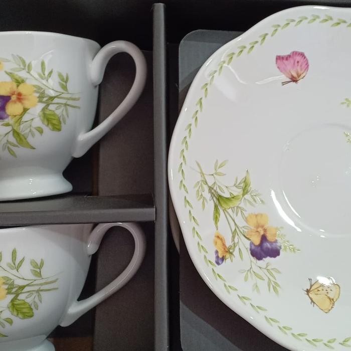 St.James Tea Set 8Pcs