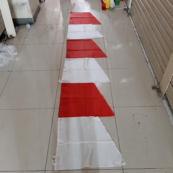 Umbul - Umbul Merah Putih
