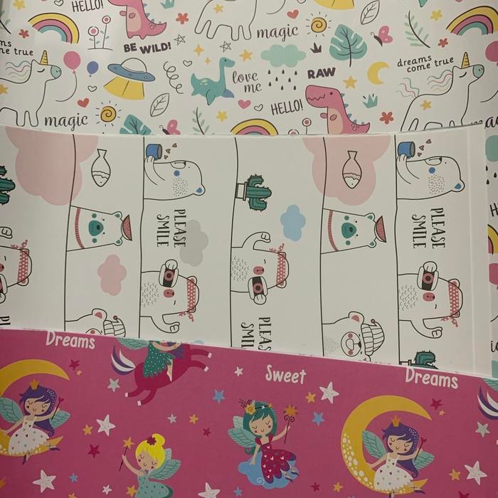 

Pesta- Kertas Kado untuk hampers