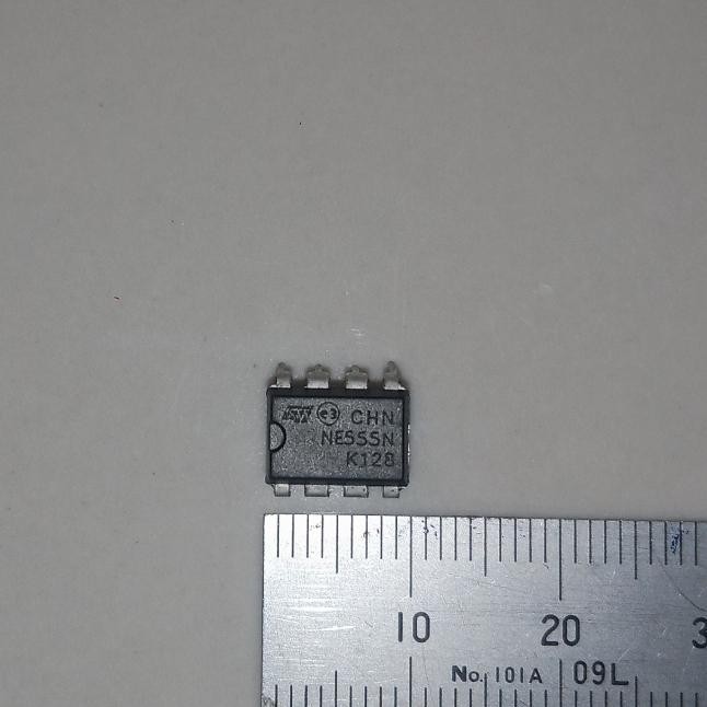 IC NE555N 555 LM555 NE 555 N original