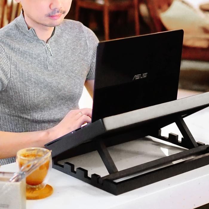 

Meja Gambar Lipat A3 Ergonomic Adjustable Hitam #Gratisongkir