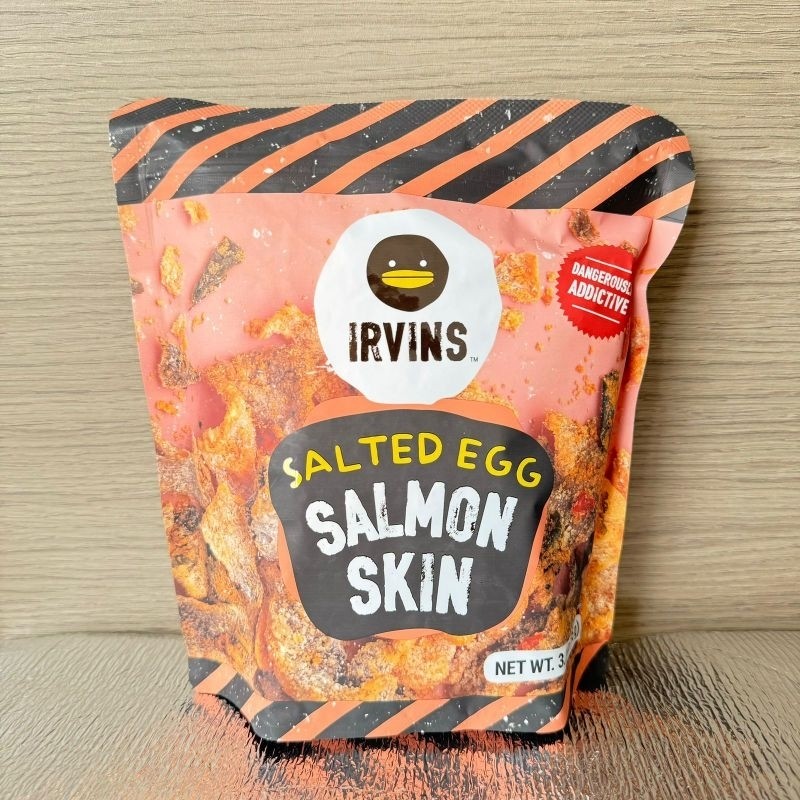 

IRVINS SALTED EGG 95GRAM FISH SKIN SALMON SKIN POTATO CHIPS KERIPIK KERUPUK VIRAL