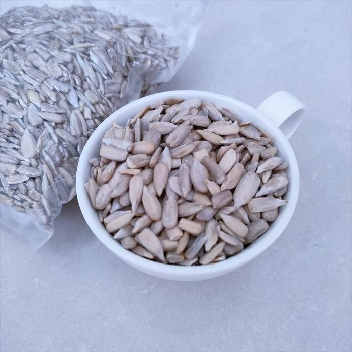 

JTTOP" RAW SUNFLOWER SEED / KUACI BIJI BUNGA MATAHARI MENTAH 1 KG