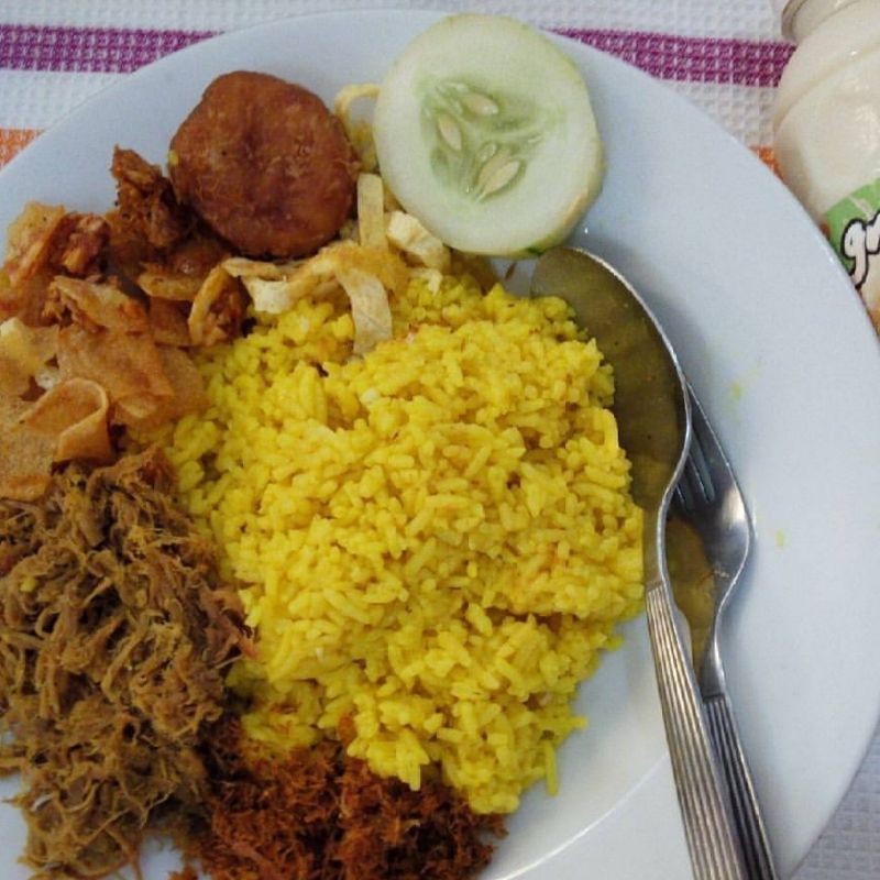 

Sega Tungtung Nasi Campur Nasi Kuning Jajanan Surabaya