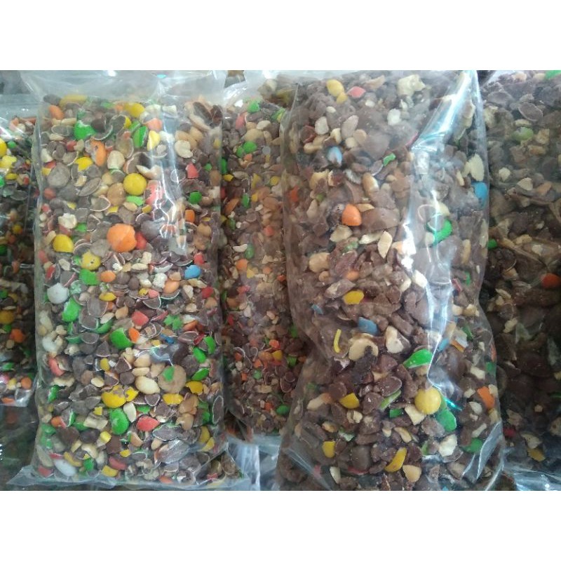

Eumsig Cha Cha Delfie Bubuk Coklat 400Gr Dan Manis