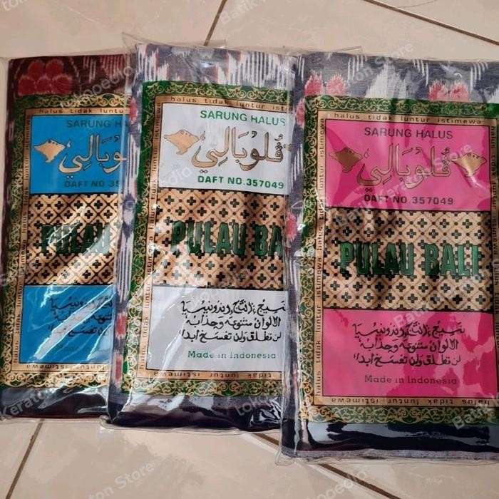 Sarung tenun (goyor) cap Pulau Bali_PUTIH