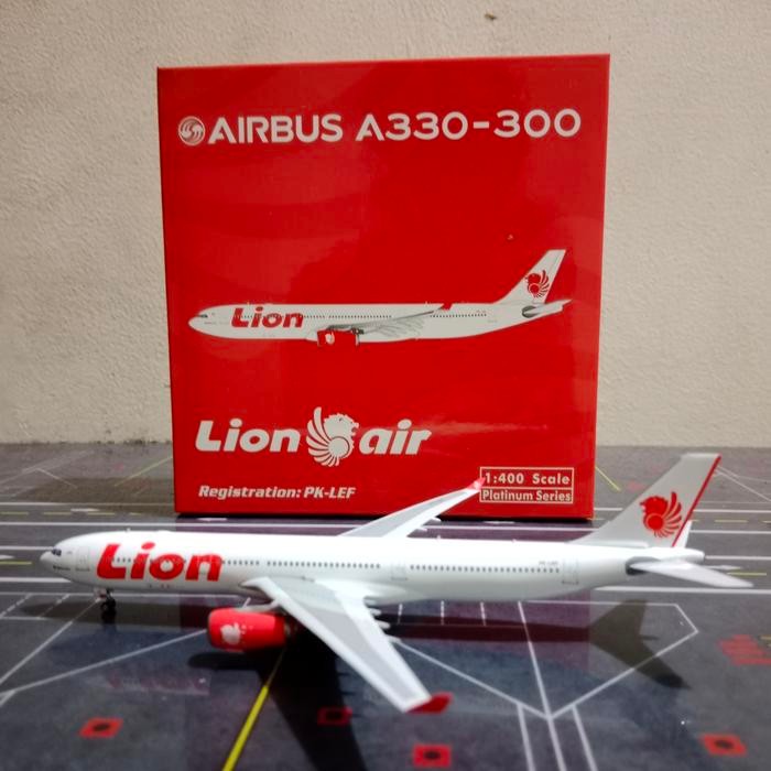 Diecast Pesawat Lion Air A330-300 Pk-Lef Skala 400 By Phoenix