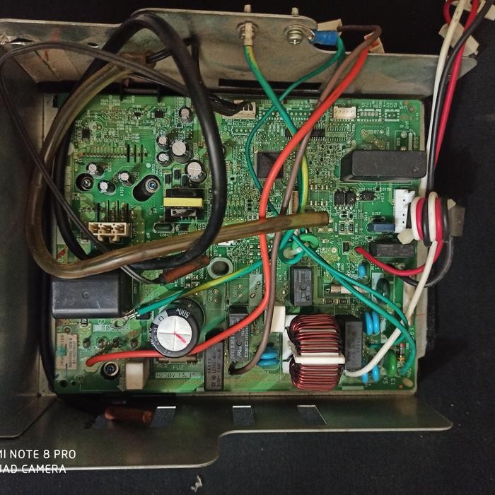 PREMIUM MODUL OUTDOOR AC DAIKIN INVERTER 1PK TYPE FTKC25