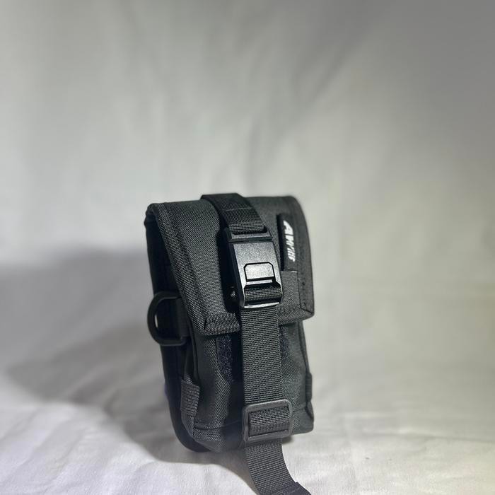 

Ready JT Cellpouch AWB FULLBLACK magnetic buckle