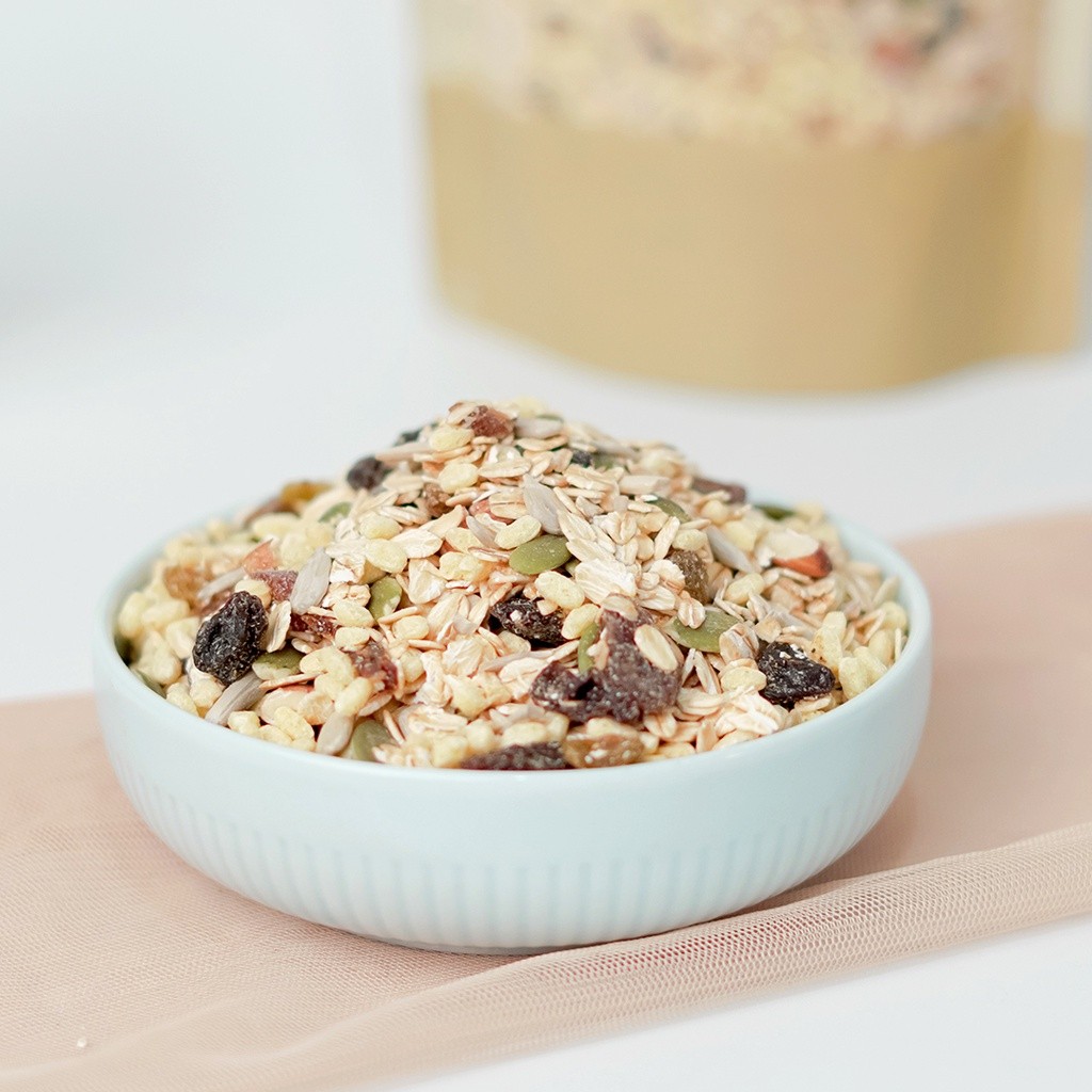 

Muesli Safiya 1 Kg Oatmeal Dried Fruit Almond Sereal Diet Sarapan Sehat Premium