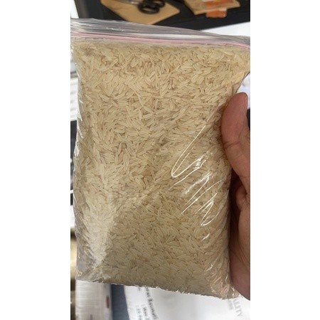 

Beras Basmati 1kg Repack premium untuk kebuli, briyani, mandhi, kabsah