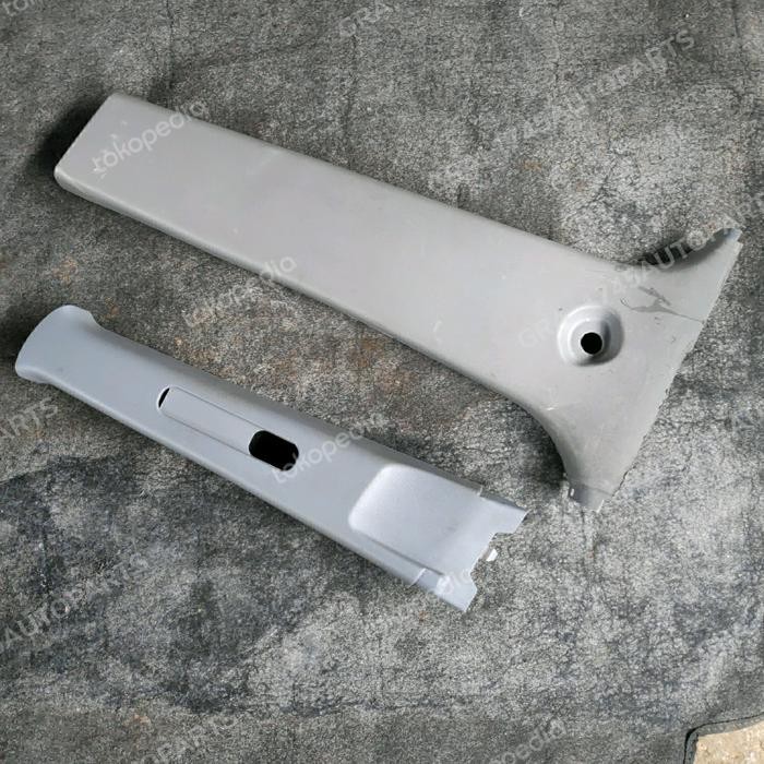 Pilar B Kiri/Cover Seat Belt Toyota Rav4 Gen 2 Xa20 Second