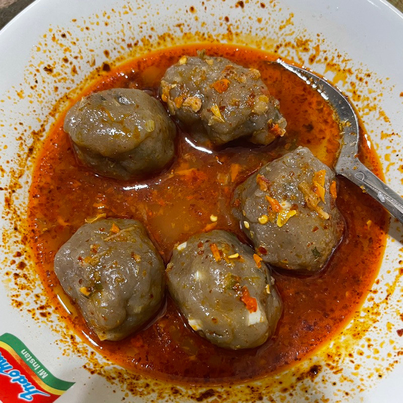 

Sensasi Lezat Bacitul Baso Aci Tulang Rangu Cirawang Acid Garut