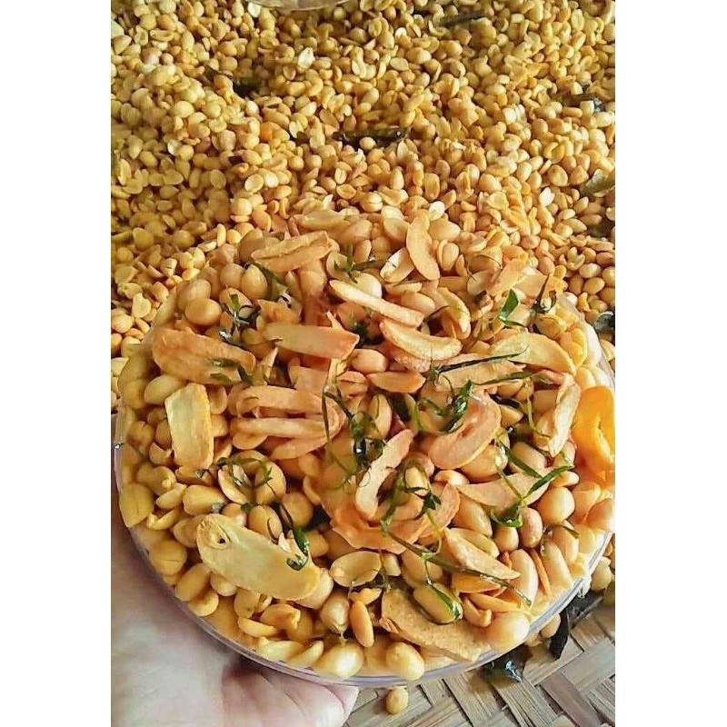 

Sensasi Lezat Kacang Goreng Bawang 1 Kg ,Cemilan Kacang Goreng