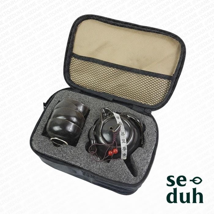 

Chinese Ceramic Teapot Set / Cangkir Teko Teh Set PREMIUM