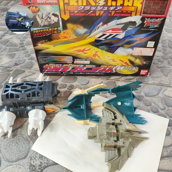 SALE  CRUSH GEAR GARUDA PHOENIX GOLD BLADE BANDAI READYY