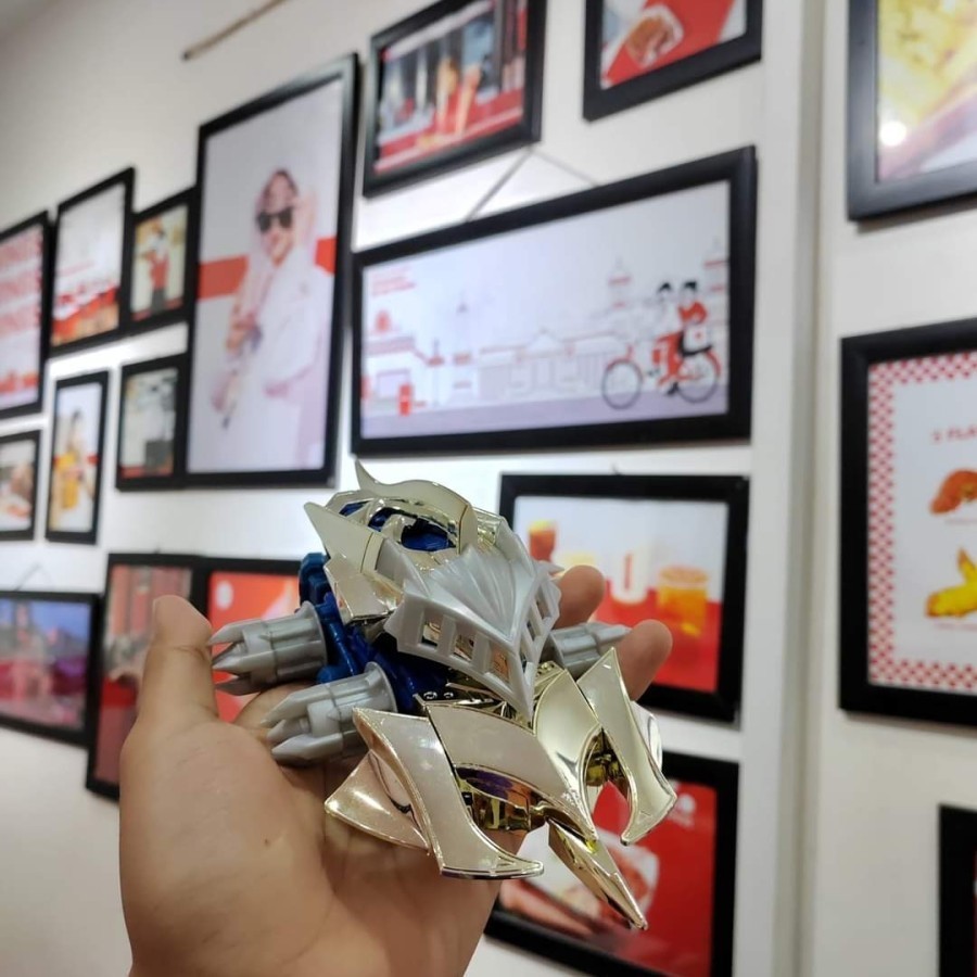 SALE  CRUSH GEAR MACH VICTORY PLATED BANDAI READYY