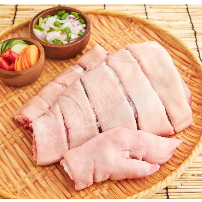 

KAKI DEPAN BABI POTONG SAMPAI PAHA BANYAK DAGING PORK LEG BALI CUKIOK
