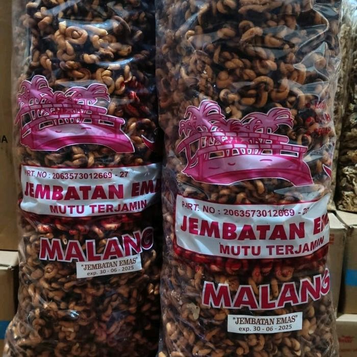 

Kue Pluntir Coklat 1kg Manis Crispy Camilan Pluntir Coklat Kombinasi