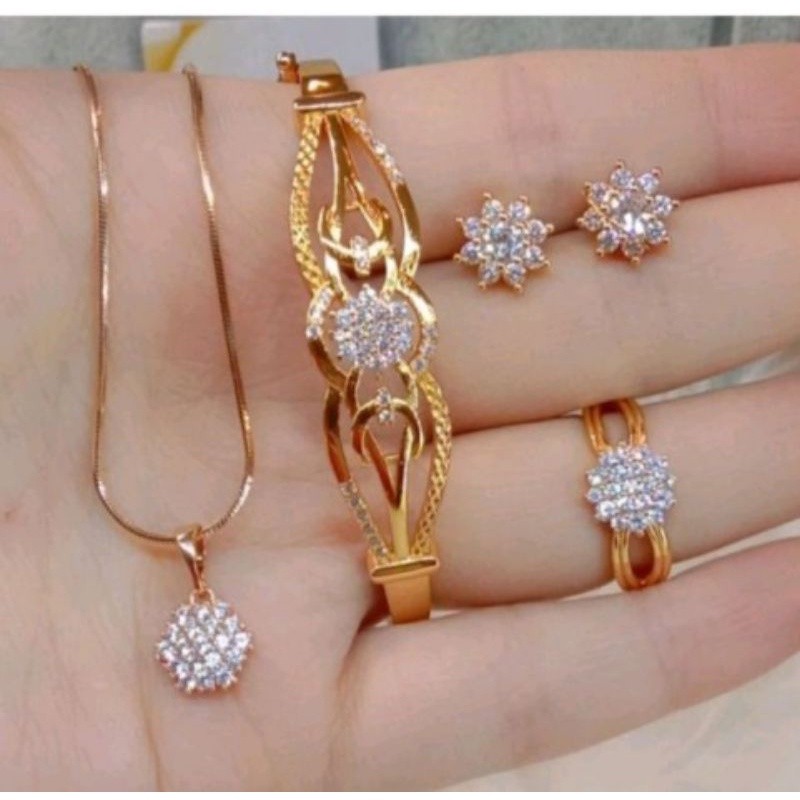 set perhiyasan titanium berlapis emas mudah kadar 77,7%