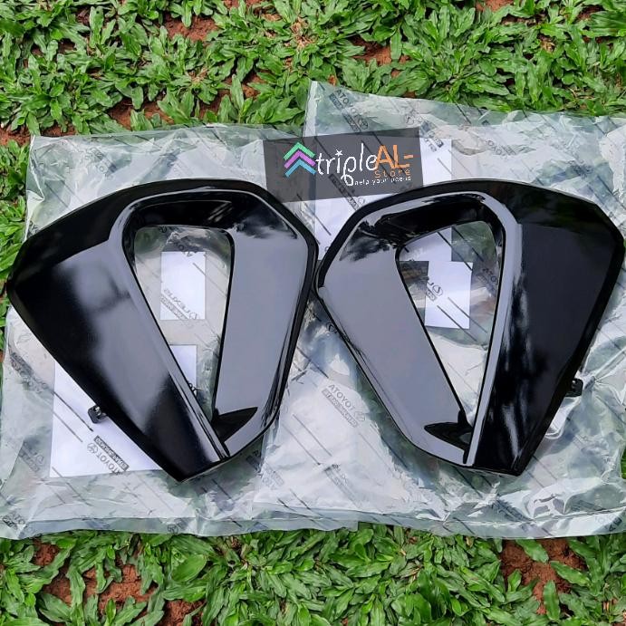 Cover Tutup Foglamp Innova Reborn Facelift Venturer 2021