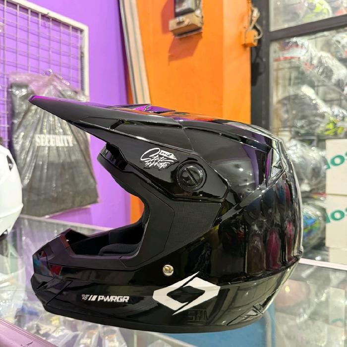 Helm RSV Orca B Glossy RSV White Helm Trail Google