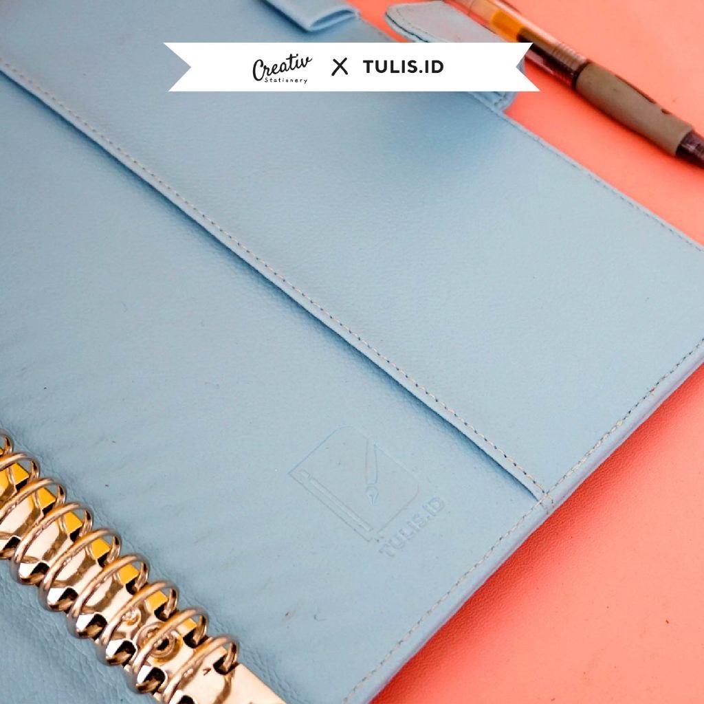 

[TULIS.ID] Premium Leather Binder A5 B5 Binder Kuliah Include Loose Leaf Agenda Eksklusif Polos 20