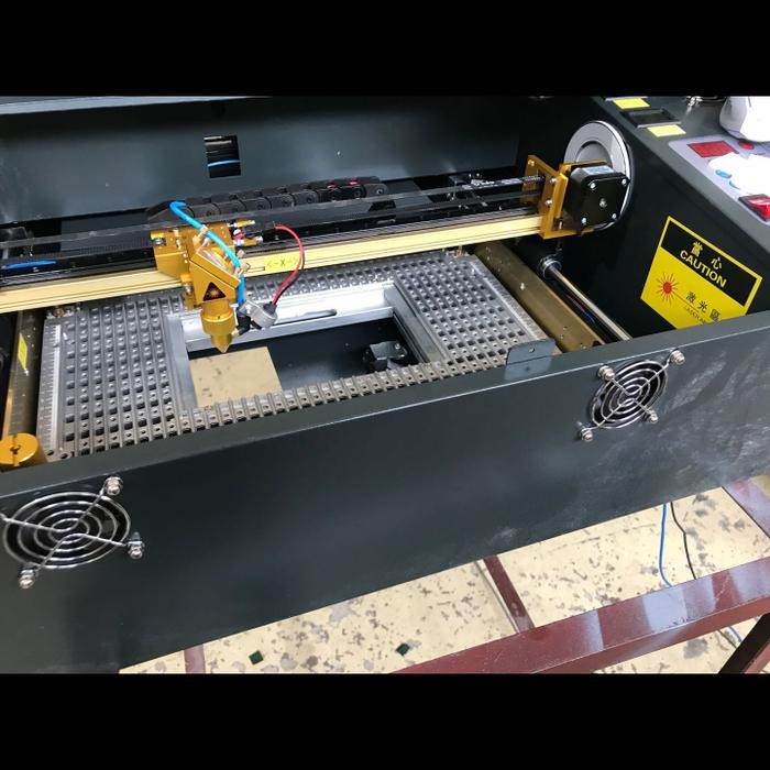 Mesin laser cutting Potong Acrylic Mesin laser cnc co2 laser upgrade