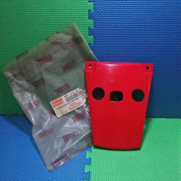 COVER SAMBUNGAN BODY BELAKANG FIZ R F1Z R ORI YGP 4WH-F171E-00-P1