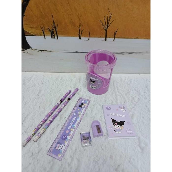 

PAKET ALAT TULIS STUDY SET STATIONERY dalam TABUNG SANRIO KUROMI CINNAMOROL MELODY 997