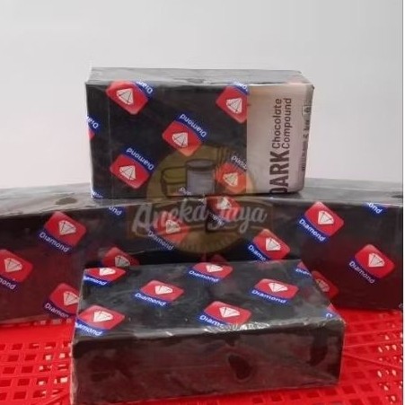 

COKLAT BLOK DIAMOND REPACK 1 KG/ DIAMOND CHOCOLATE COMPOUND REPACK +- 1 KG WE!!