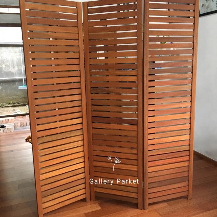 Partisi Ruangan Kayu Skat Pembatas Pagar Kayu Bengkirai