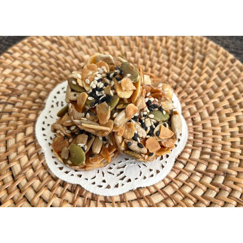 

Olivoliv Snack Vacuum-24PcsFlorentine CookiesHealthy SnackCemilan SehatSnack SehatKue KeringAlmond