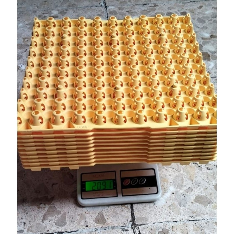 egg tray puyuh 90 butir SUPER