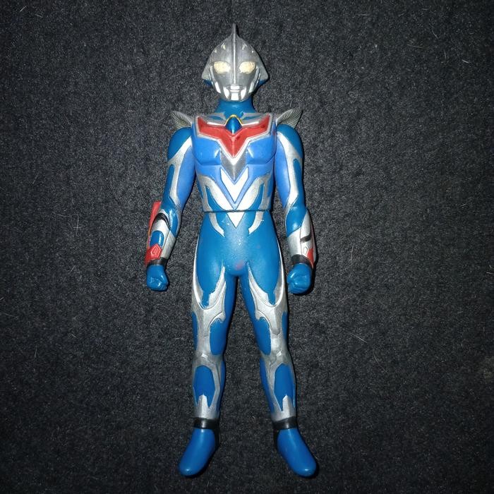 UHS 16 Cm Ultraman Nexus Junis Blue by Bandai 2004