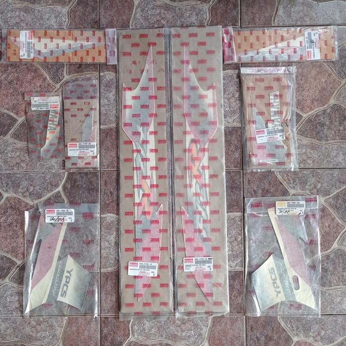 PREMIUM Stiker Striping Sticker F1ZR FIZR Merah Putih 2001 Original YGP