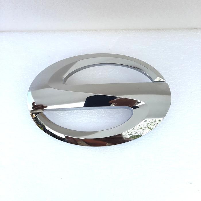 Emblem Daihatsu Sigra/Logo Grill Daihatsu Sigra Garansi Original Asli