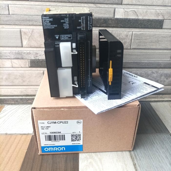 Plc omron CJ1M-CPU22