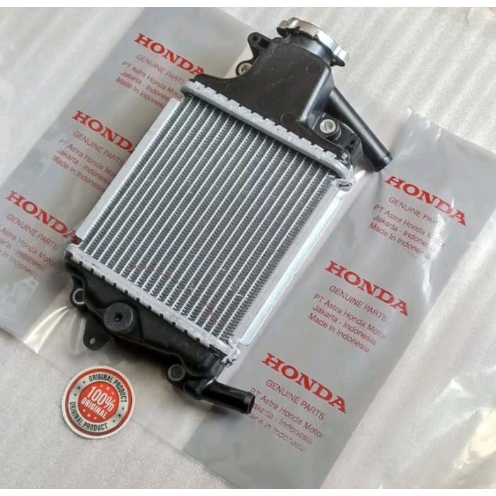 [BONUS AIR COOLANT] Radiator Assy Vario 125 150 110 led 19100-KZR-602