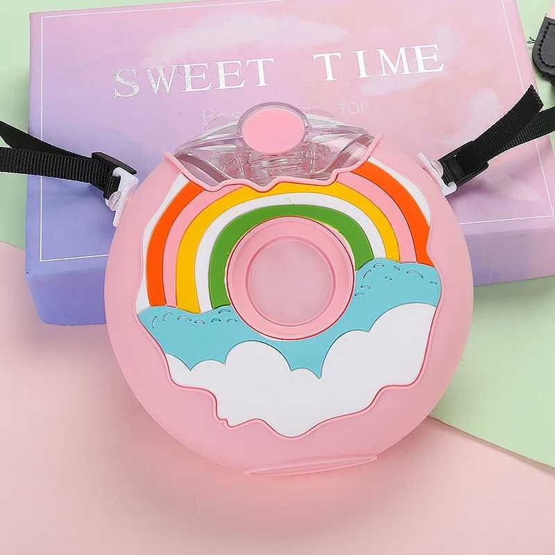 

Botol Air Minum TIME Botol Air Donat Sedotan Bebas BPA 380ml TIME Drinking Water Bottle Donut Water Bottle Straw BPA Free 380ml Warna Pink