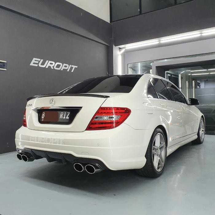 PREMIUM Carbon ducktail mercy C class W204 AMG