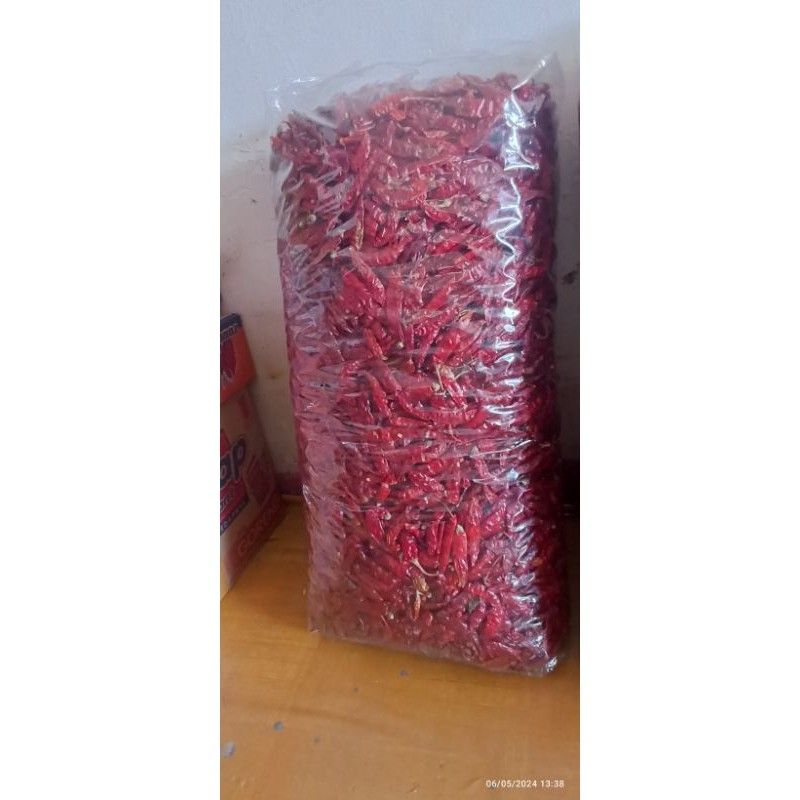 

SANS PAKET HEMAT 5 KG CABE TEJA /CABE CAPLAK EXSTRA PEDAS KWALITAS SUPER