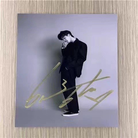 Lee Jong Suk Fashion Magazine Cover Poster Autographed Photo Xiao Shuo Lifestyle Photos Handwritten 