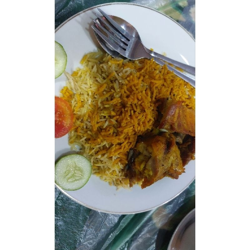 

Terlaris! Beras Basmati Abu Kas Kan Repack 1 Kg untuk Nasi yani Nasi Kebuli Nasi Mandhi
